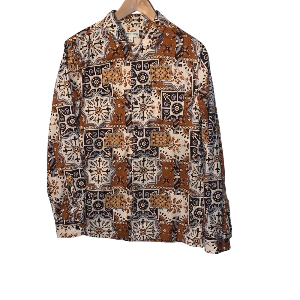 Earthbound button up shirt sz small